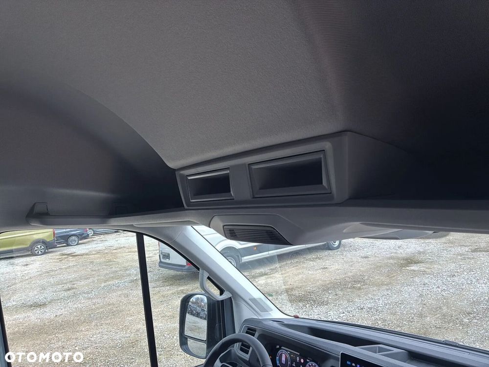 Volkswagen Crafter 35 Furgon L4H3, 2.0BiTDI 177KM, 4490mm, Wysoki dach - 38