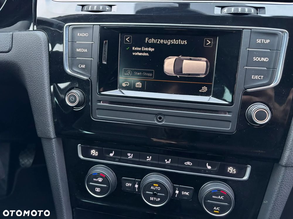 Volkswagen Golf 1.2 TSI BlueMotion Technology Cup - 21