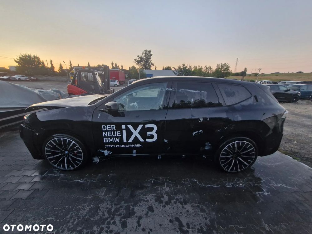 BMW iX3 50 xDrive 113.4kWh - 14