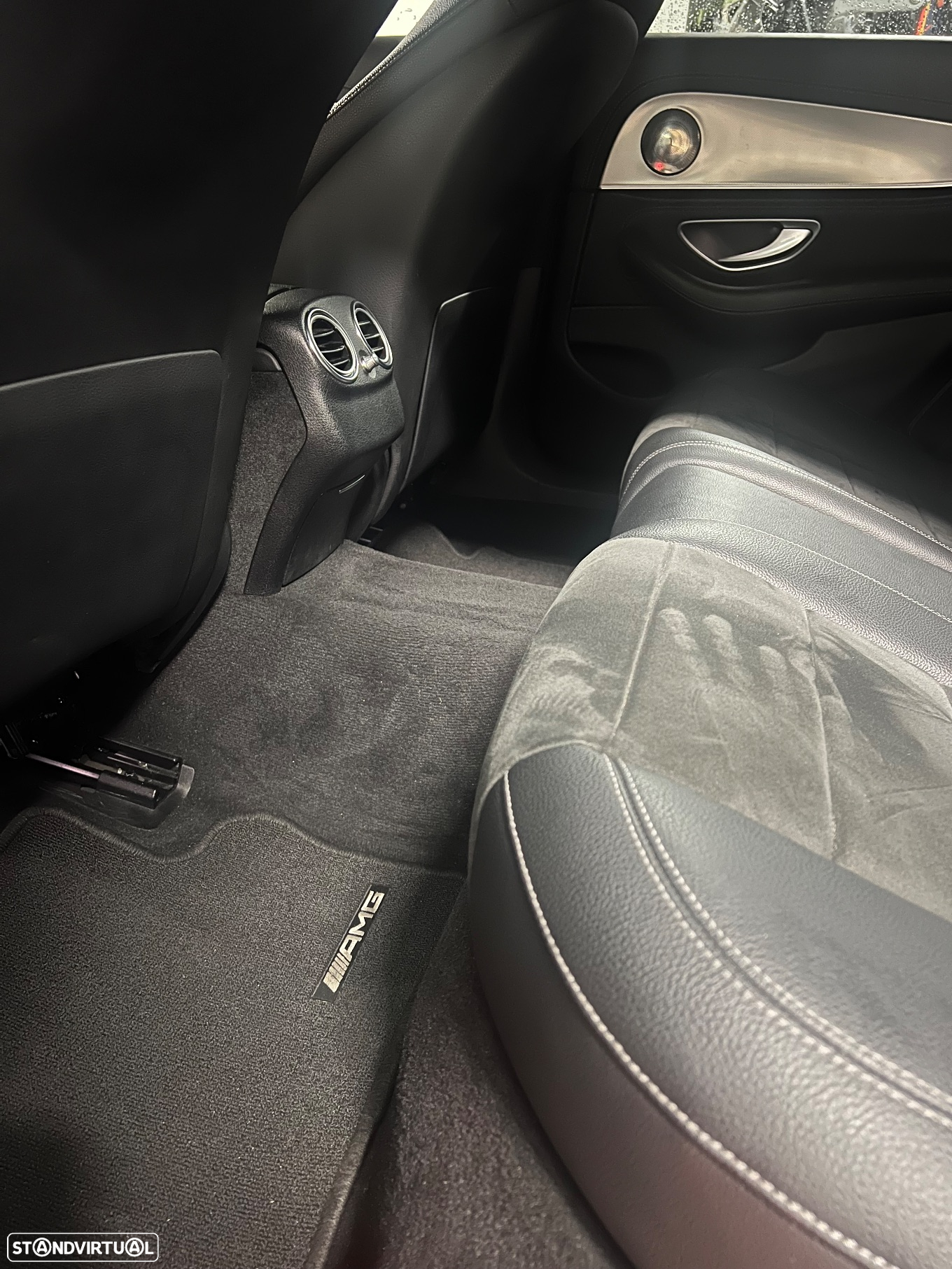 Mercedes-Benz E 350 e AMG - 8