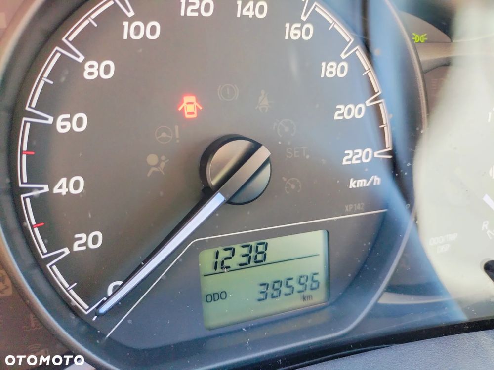Toyota Yaris - 17