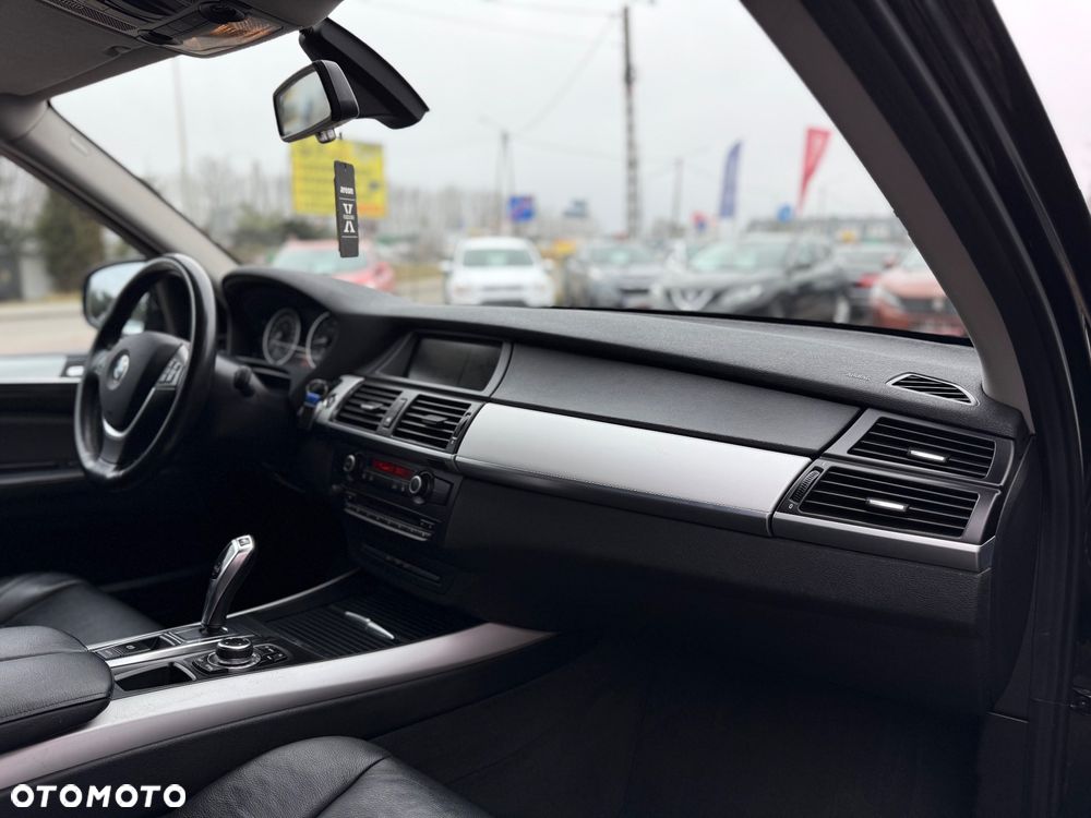 BMW X5 xDrive30d - 27
