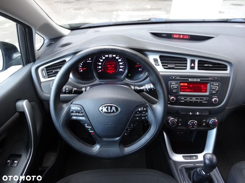 Kia Ceed 1.4 CVVT - 21