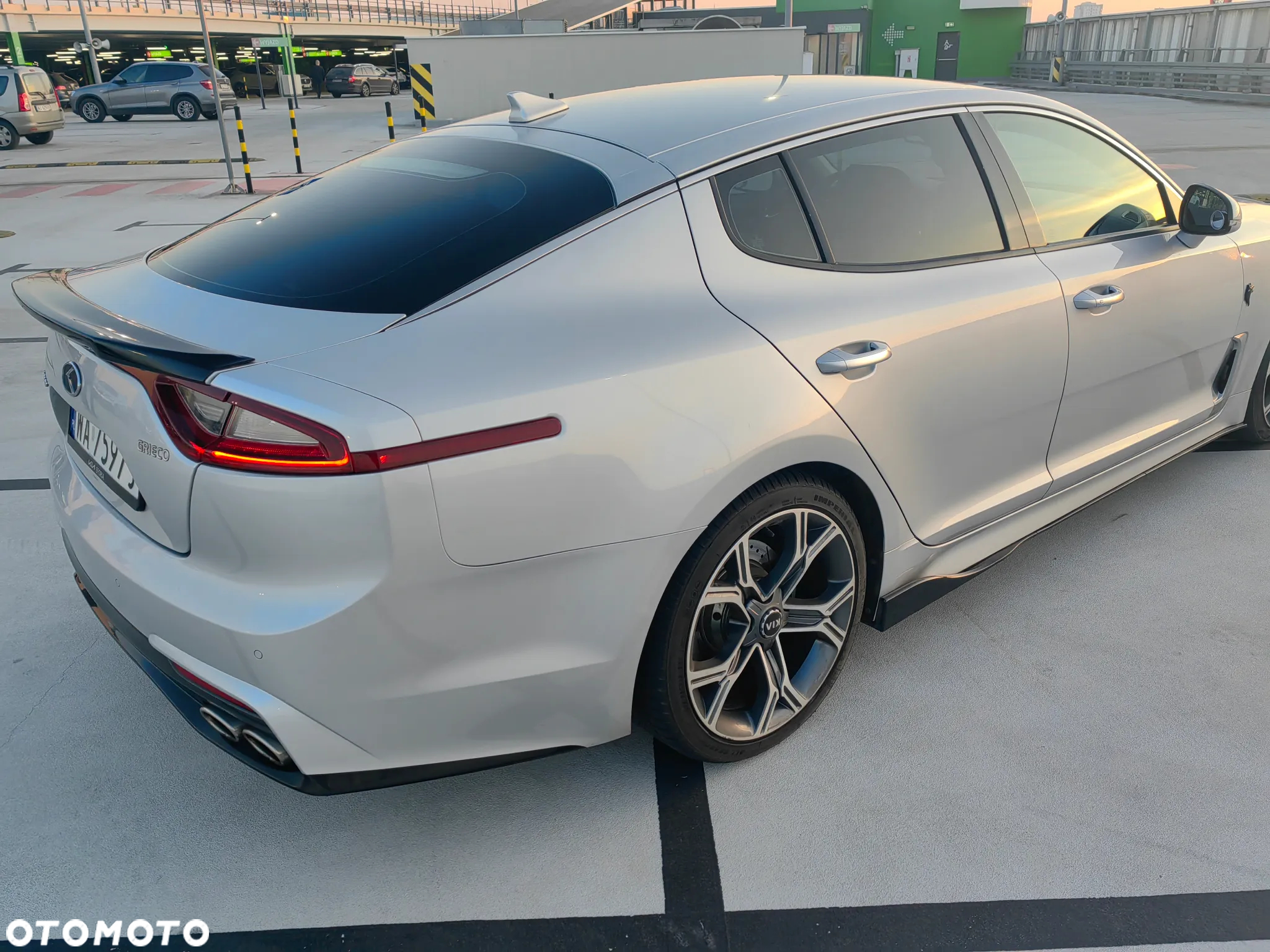 Kia Stinger 2.0 T-GDI L - 6