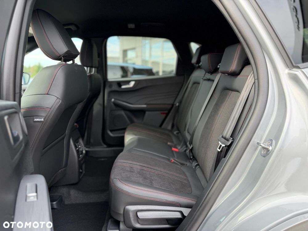 Ford Kuga - 11
