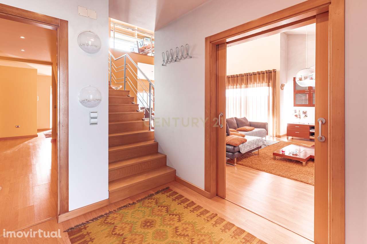 MORADIA T4 TÉRREA || ANEXO || VIEIRA DE LEIRIA - Grande imagem: 4/48