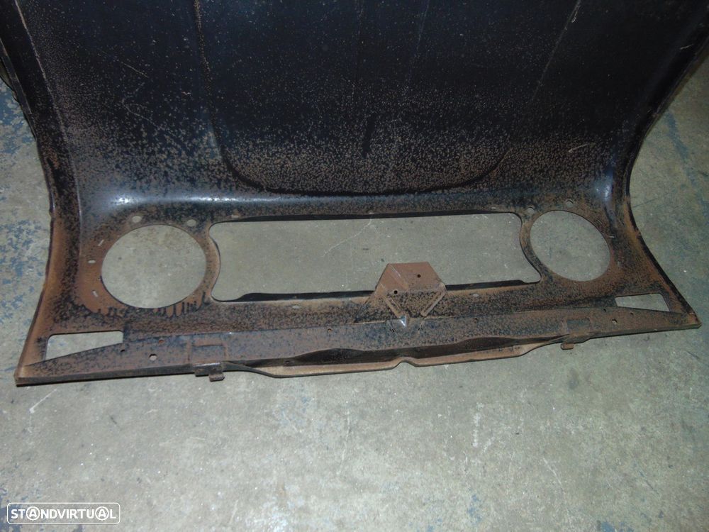 Renault 4l capot - 6