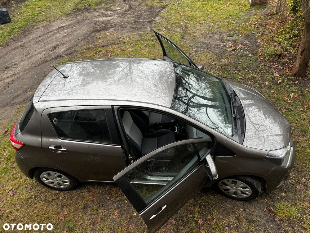 Toyota Yaris 1.5 Active - 8