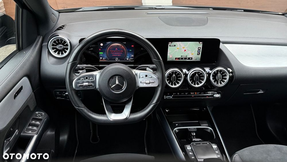 Mercedes-Benz Klasa B 250 e 8G-DCT AMG Line - 17