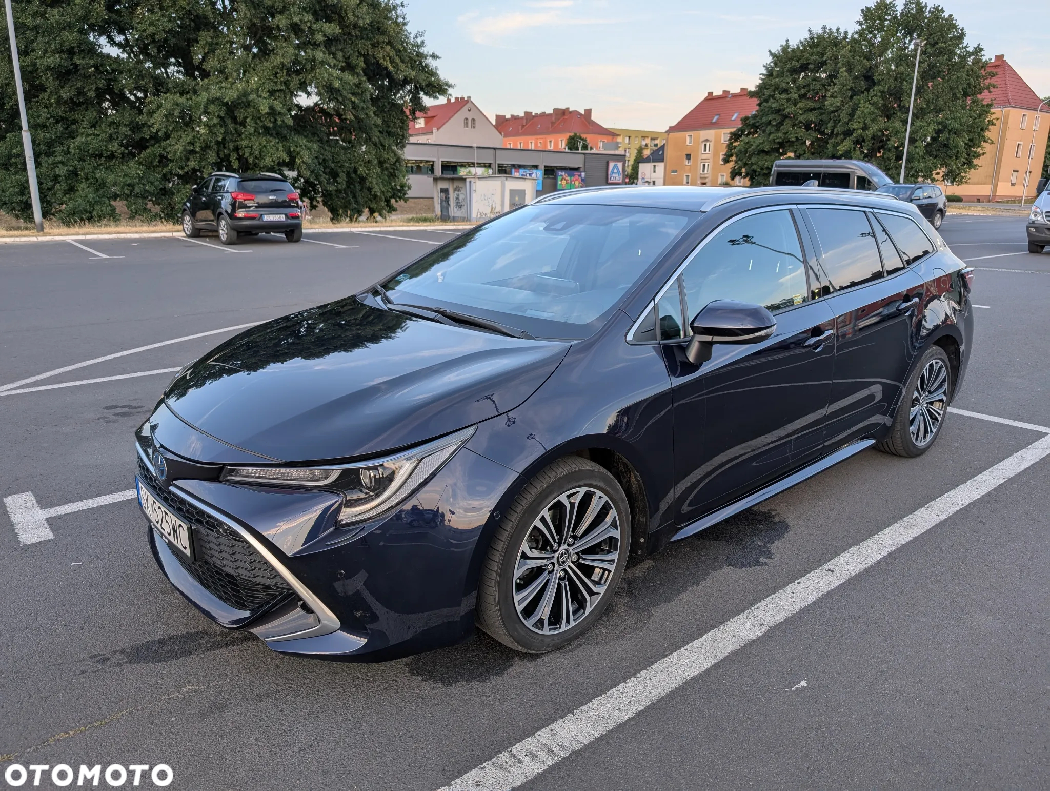 Toyota Corolla 1.8 Hybrid Executive - 8