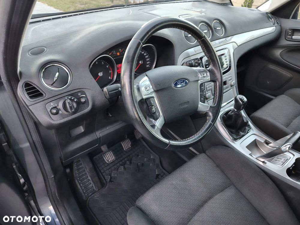 Ford S-Max 2.0 Champions Edition - 10