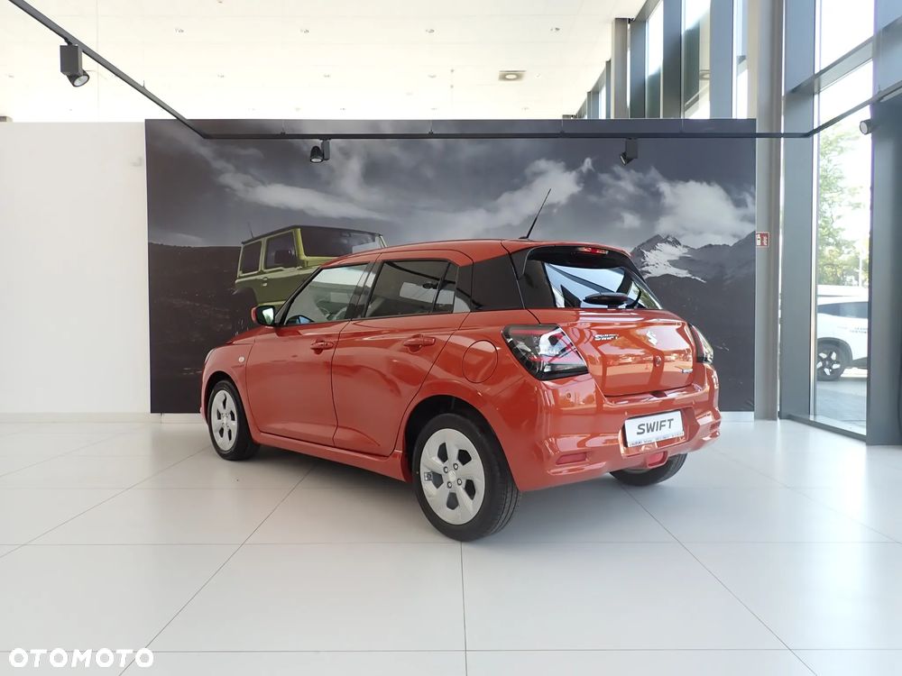 Suzuki Swift 1.2 Dualjet SHVS Premium Plus - 4