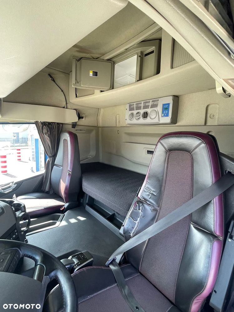 Volvo FM 4x2 460 KM - 8