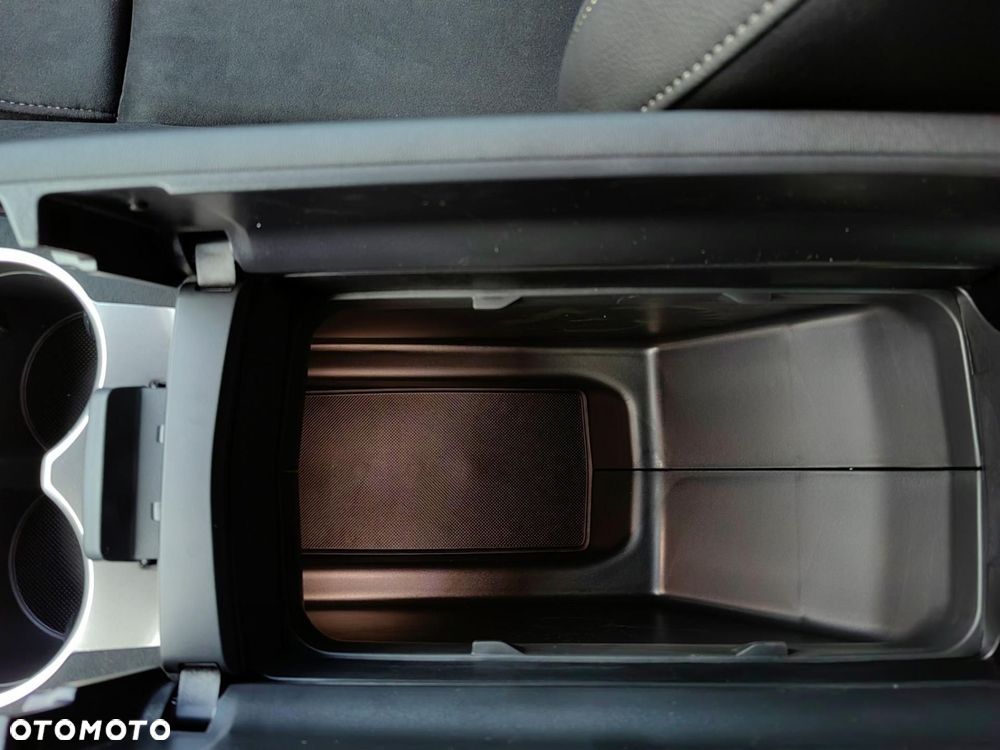 DS Automobiles DS 7 Crossback - 25