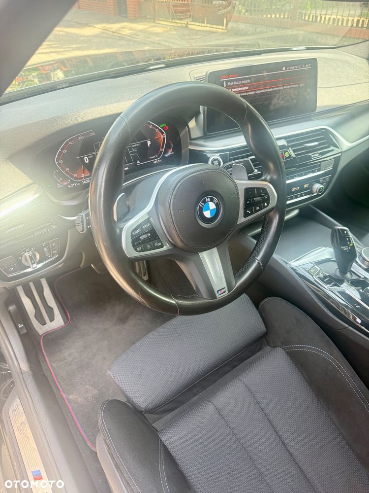 BMW Seria 5 520d xDrive mHEV M Sport sport - 15