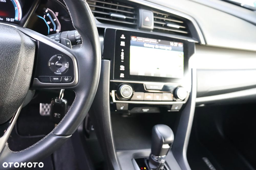 Honda Civic 1.0 i-VTEC Turbo CVT Elegance - 13