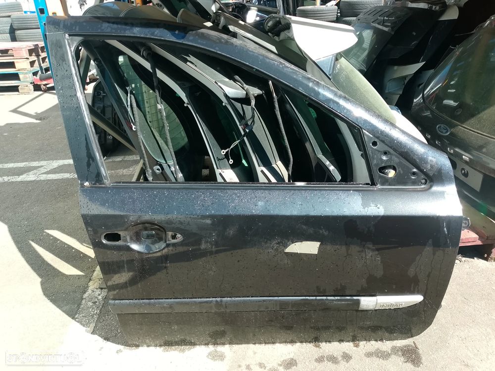 PORTA FRENTE DIREITA RENAULT LAGUNA II - 1