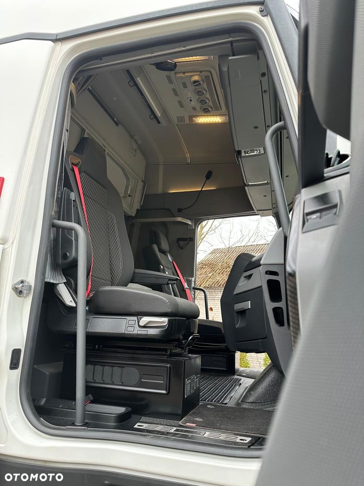 Renault T480 HSC - 12