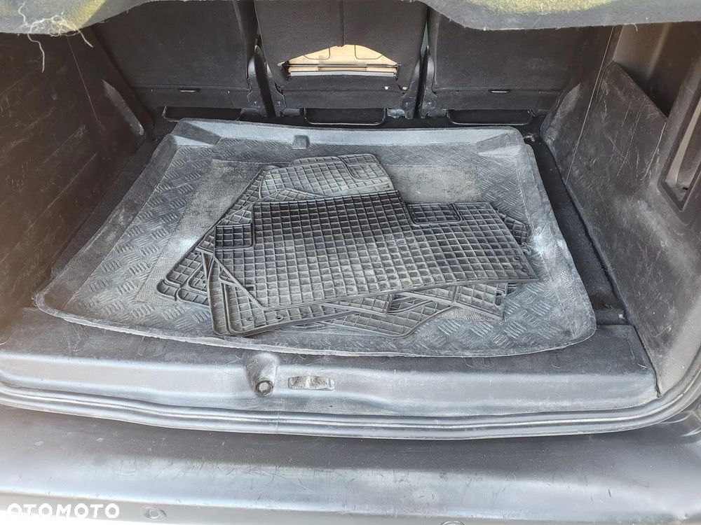 Citroën Berlingo 1.6 HDi XTR - 35