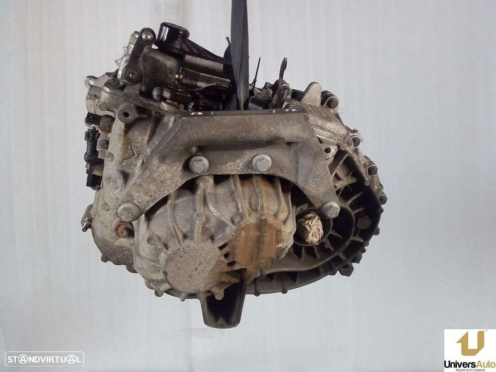 CAIXA VELOCIDADES VOLVO XC70 II 2017 -CG9R7002NB - 2