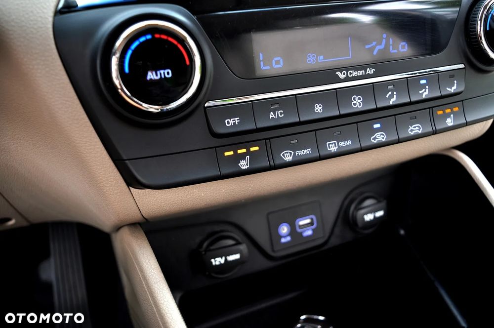 Hyundai Tucson 1.7 CRDI BlueDrive Style 2WD - 29