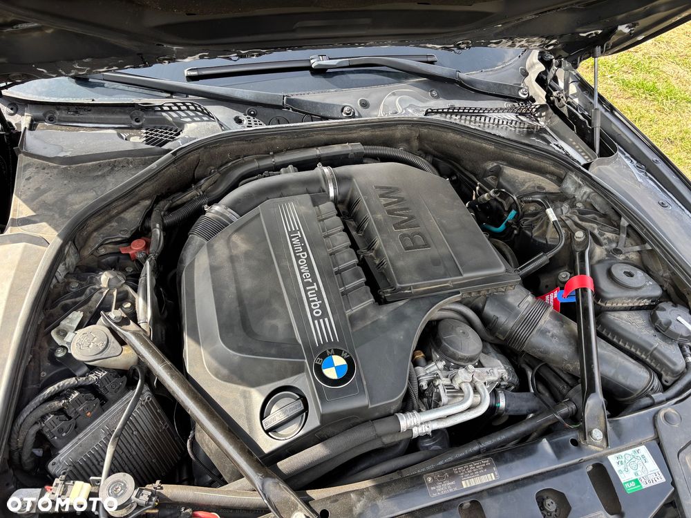 BMW Seria 5 535i Sport-Aut - 4