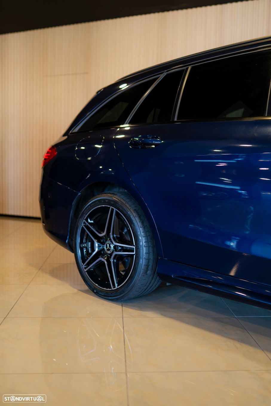 Mercedes-Benz C 300 de AMG Line - 11