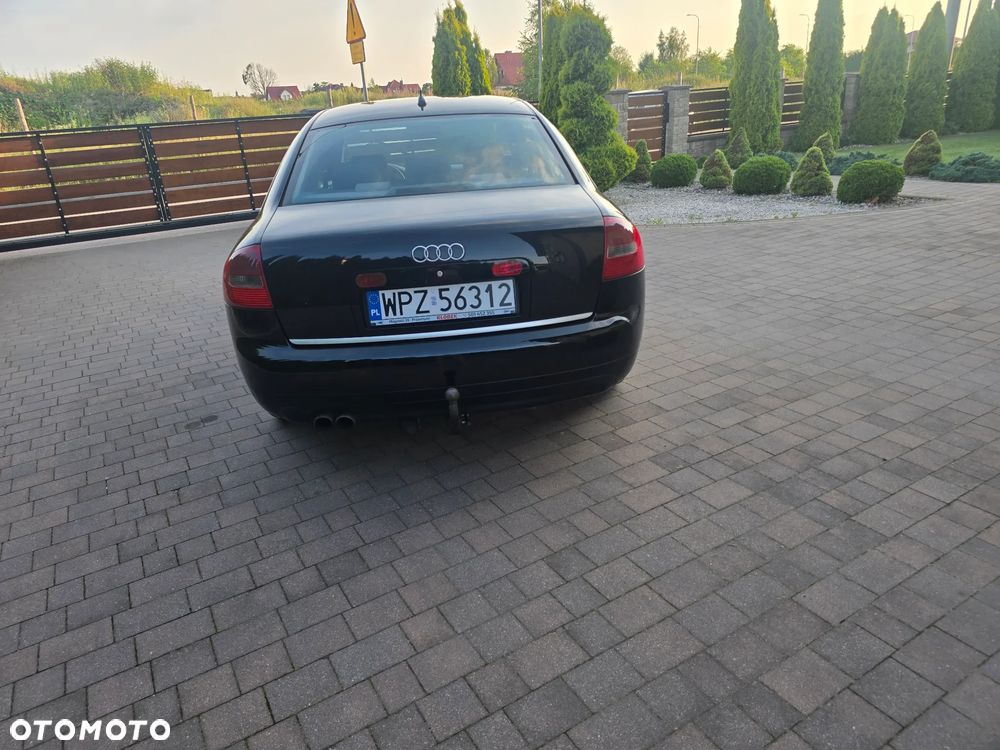 Audi A6 Limousine 2.4 - 3