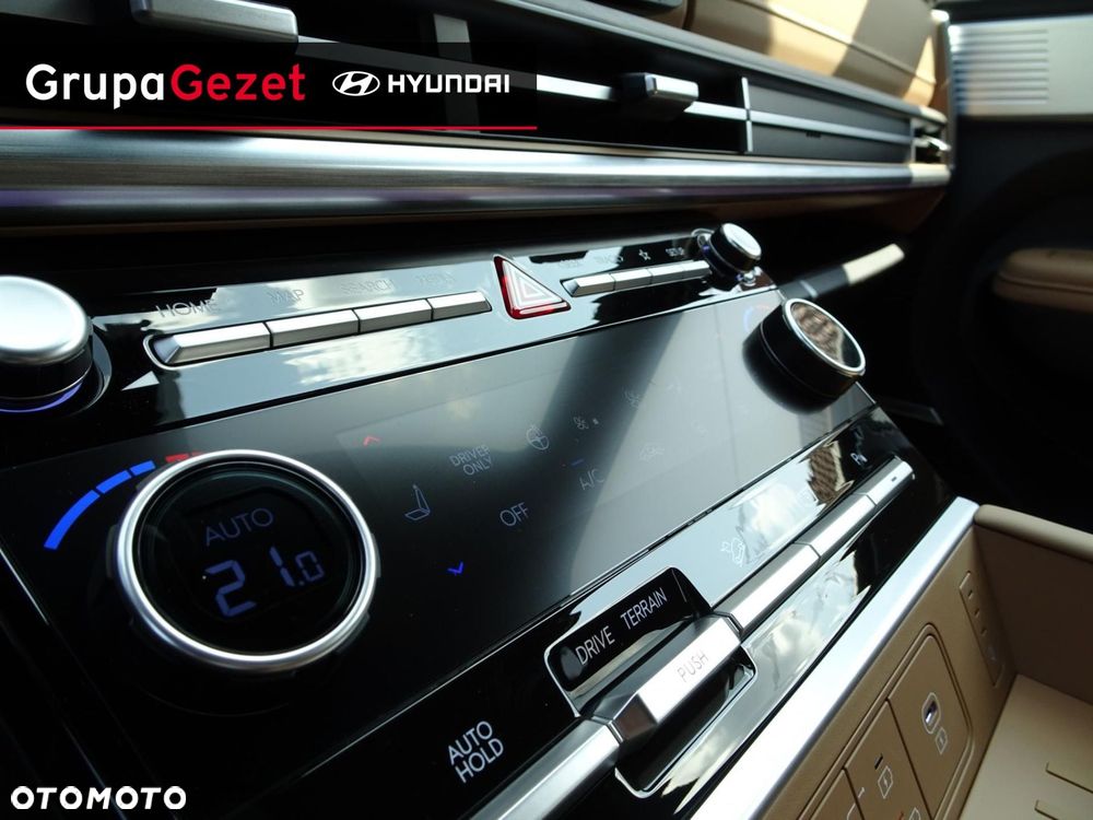 Hyundai Santa Fe 1.6 T-GDI HEV Platinum 4WD 7os - 9