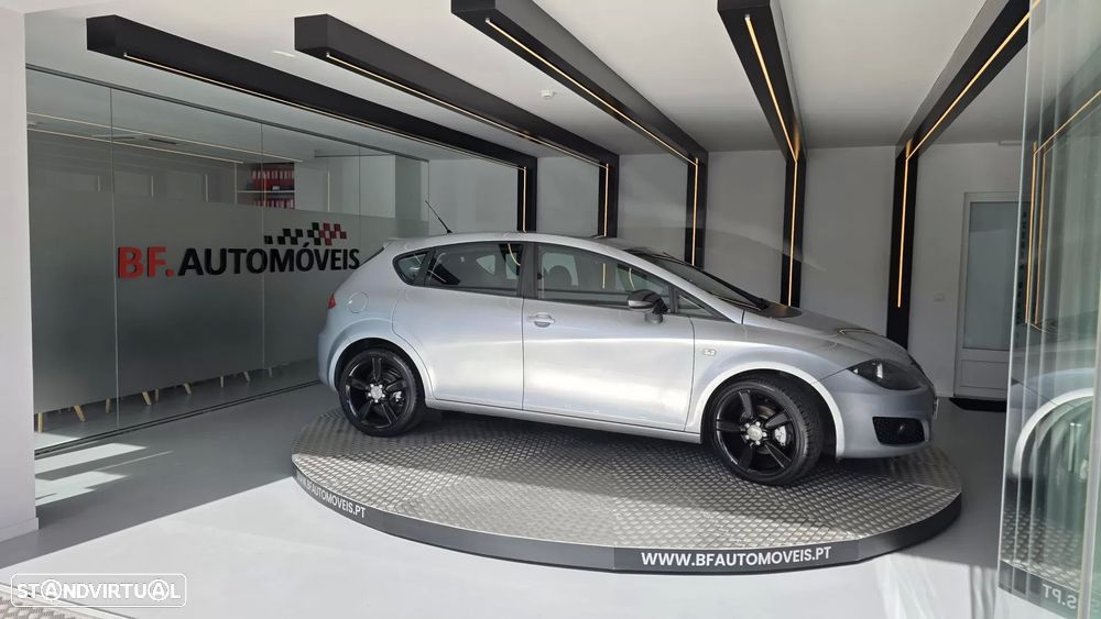 SEAT Leon 1.6 TDI Sport - 9