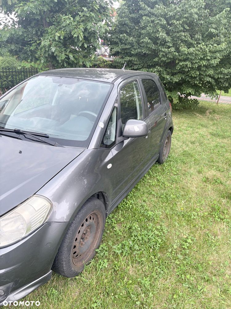 Suzuki SX4 1.6 Comfort - 5