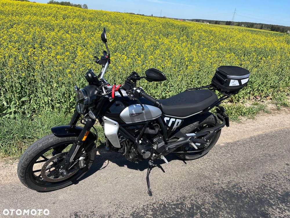 Ducati Scrambler - 1
