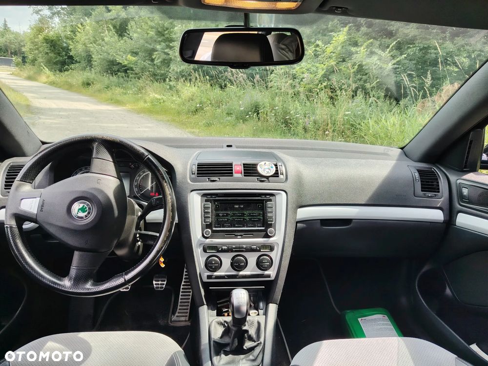 Skoda Octavia 2.0 TFSI RS - 7