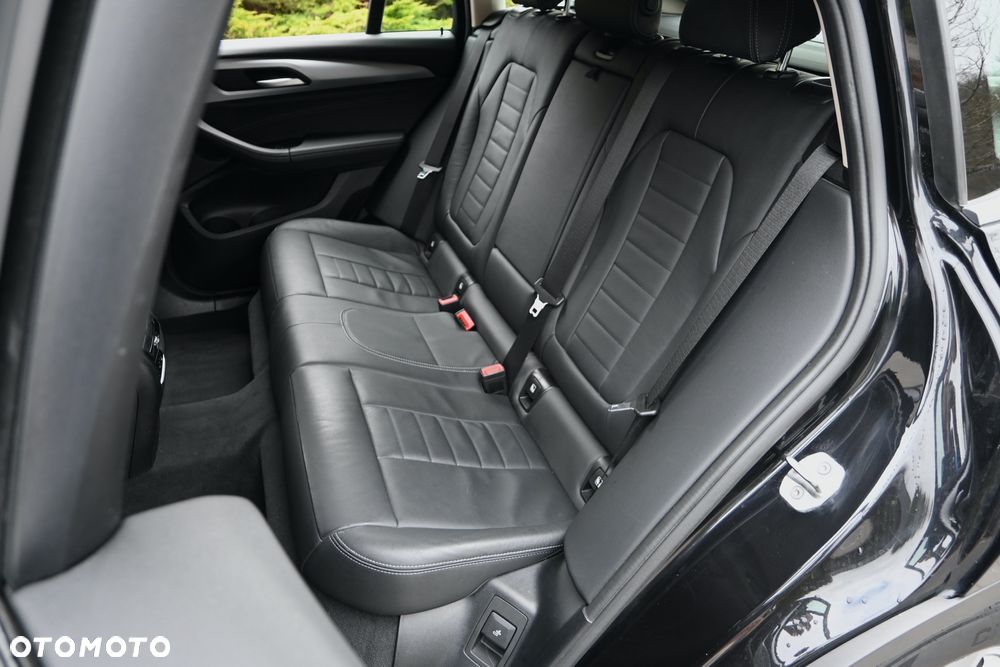 BMW X4 xDrive20d Business Edition sport - 24