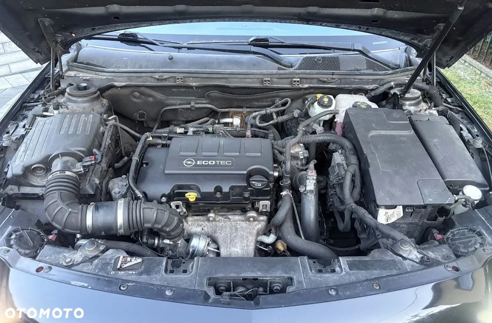 Opel Insignia 1.4 T Cosmo S&S - 33
