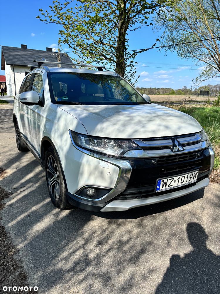 Mitsubishi Outlander 2.0 Instyle Navi 4WD CVT - 1