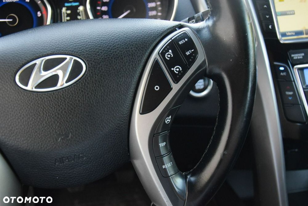 Hyundai i30 1.6 CRDi Premium - 36