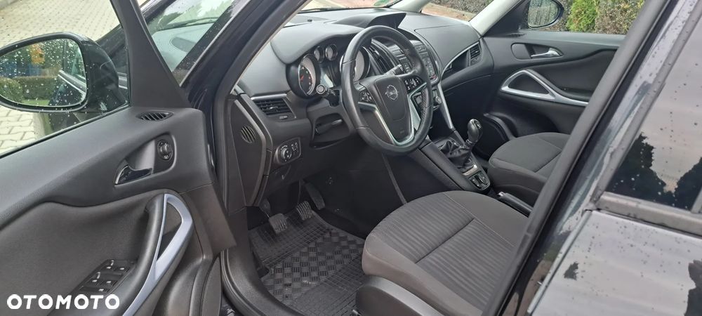 Opel Zafira - 20