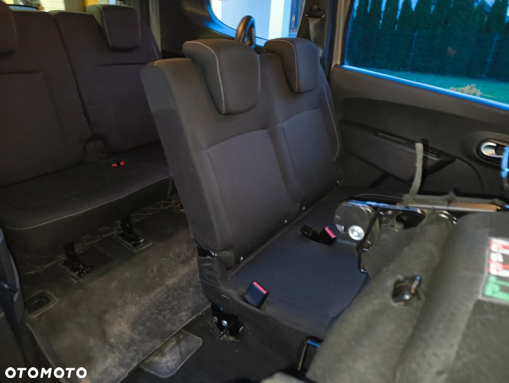 Dacia Lodgy 1.3 TCe Laureate S&S - 29