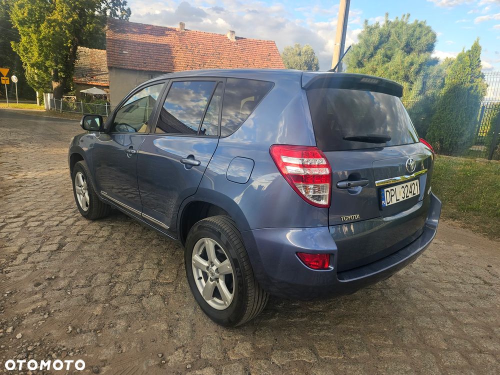 Toyota RAV4 2.2 D-4D Luna - 4