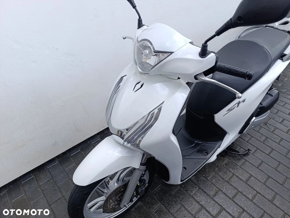 Honda SH - 11