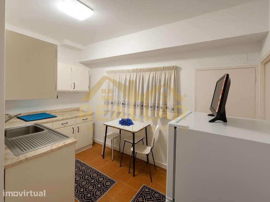 Apartamento T2 com Vista Mar e Varanda na Linha da Frente da Póvoa ... - Grande imagem: 4/21