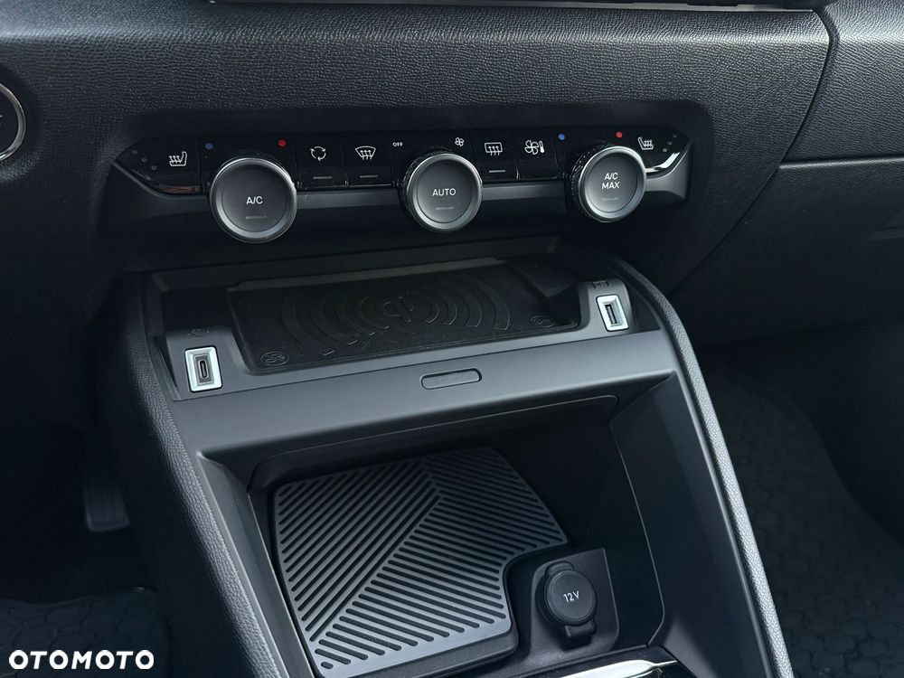 Citroën C4 1.2 PureTech Max S&S EAT8 - 14