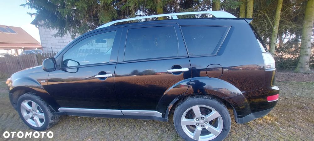 Mitsubishi Outlander 2.0 DID Instyle - 8