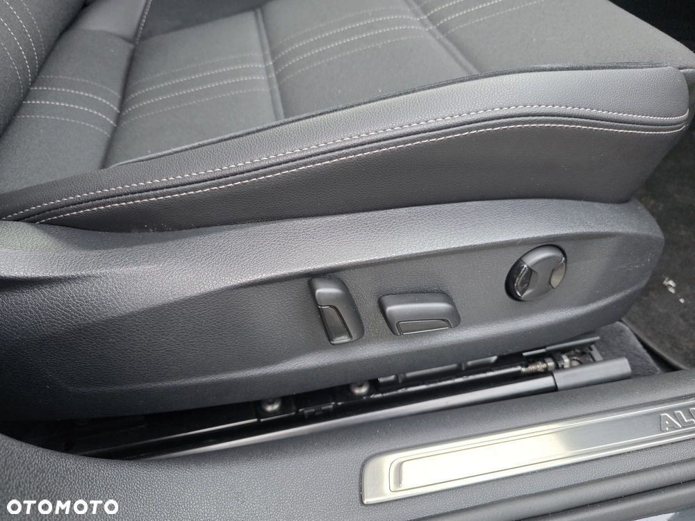 Volkswagen Passat 2.0 TDI SCR (BlueMotion Tech) 4Mot DSG Comfortline - 40