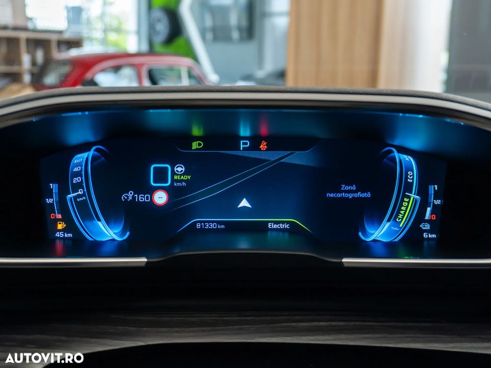 Peugeot 508 Plug-In Hybrid 225 e-EAT8 GT - 36
