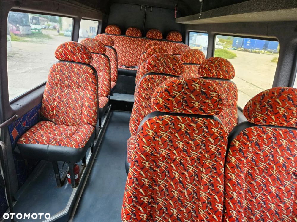 Mercedes-Benz SPRINTER - 5