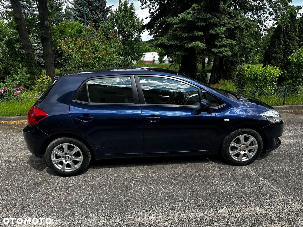 Toyota Auris 1.4 VVT-i Sol - 3