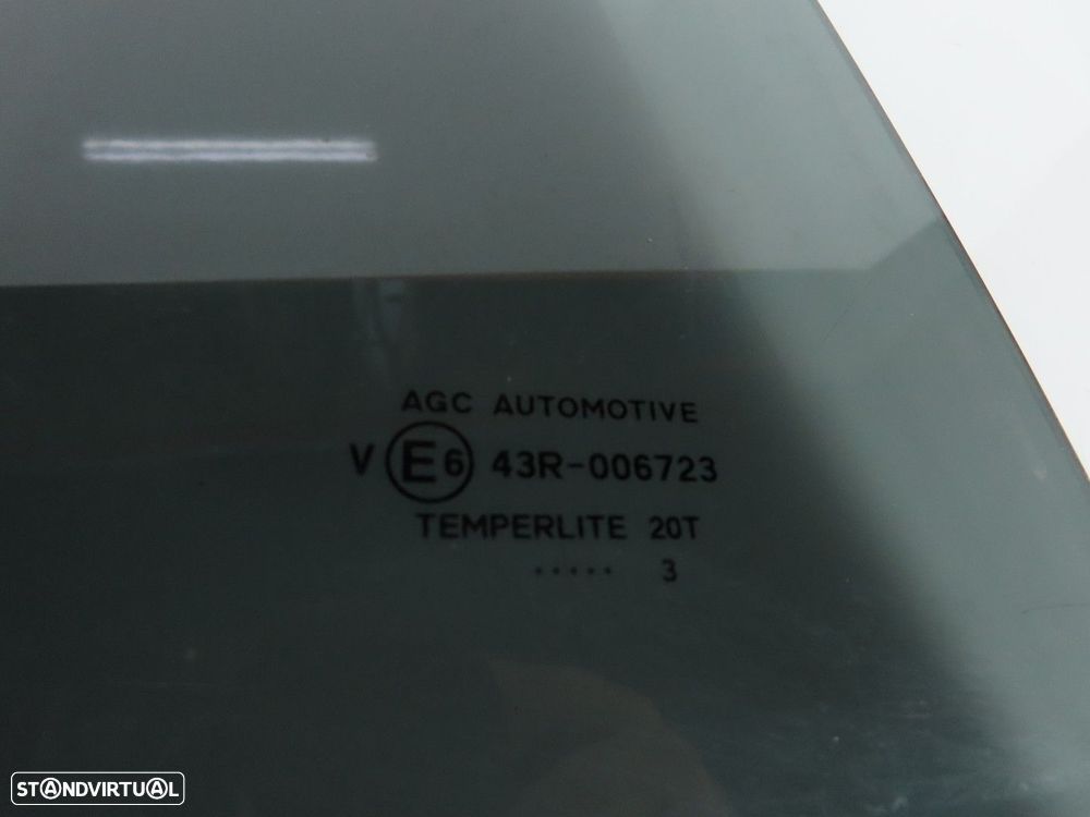 Vidro da porta Escurecido Direito/Trás Usado / Original TOYOTA Yaris IV (_P21_,... - 2