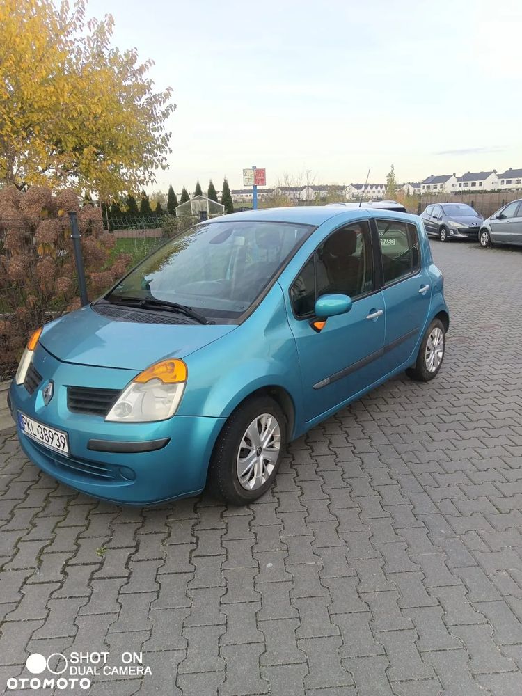 Renault Modus - 1